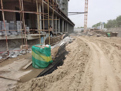 濱州城建集團工地亂象 塵土漫天飛，工人無防護施工引擔憂